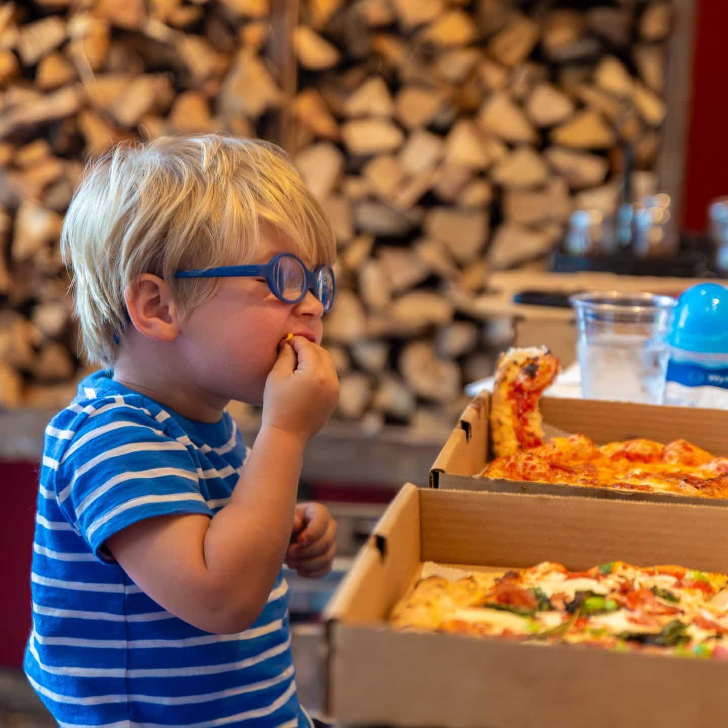 Every Tuesday kids eat free in Knoxville at Hard Knox Pizza